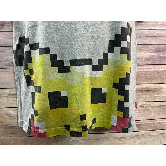 Men’s Small Uniqlo UTGP Nintendo Pokemon Pikachu Graphic T-Shirt Global Design - Picture 10 of 10